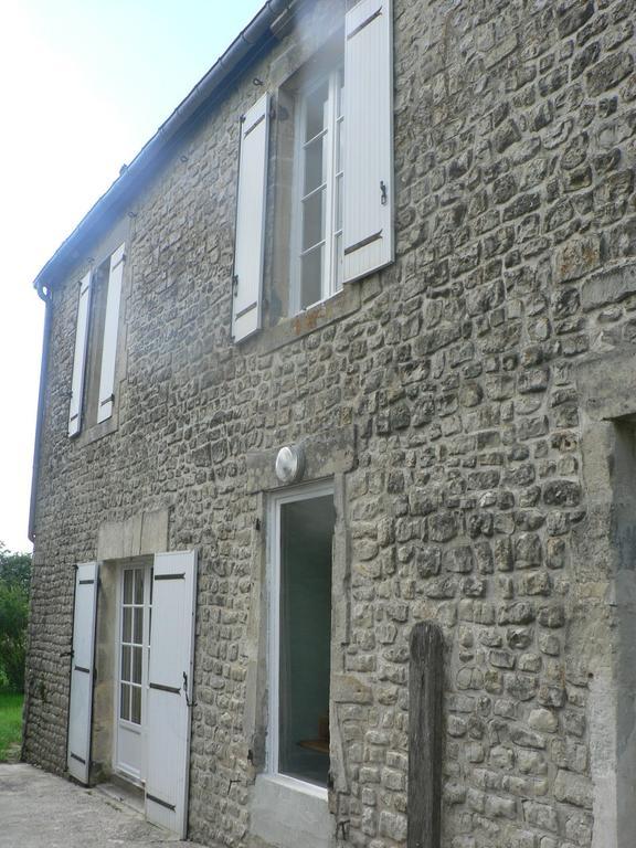 Gite De L'Aure Trevieres Exterior foto